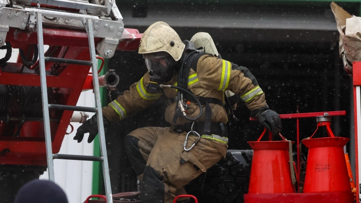 Атака дронов на Ростовскую область 23 июня: пожар на предприятии в Каменском районе