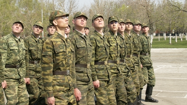 В России повысили верхнюю планку призывного возраста