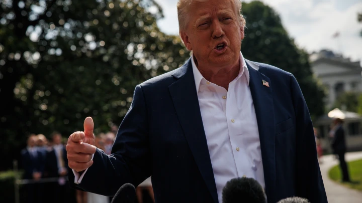 Медленная помощь Киеву: Трамп может обсудить новые подходы к Украине и санкциям против России