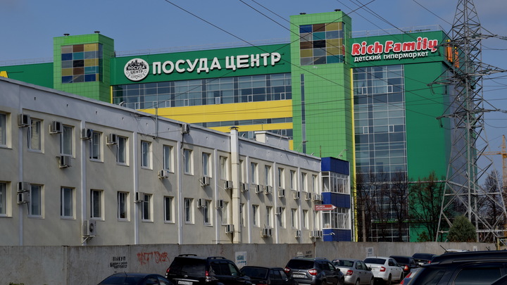 Тотального локдауна в Петербурге не будет: власти опровергли фейк о закрытии магазинов