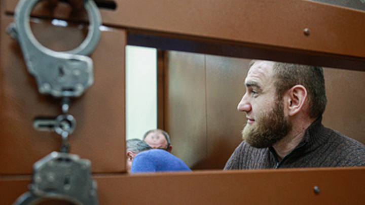 Верховный суд пересмотрит пожизненный приговор Арашукову и его отцу