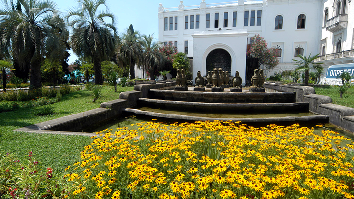 Россия приступила от ворчания к делу. Абхазия думает, как мириться. Чего ждать?