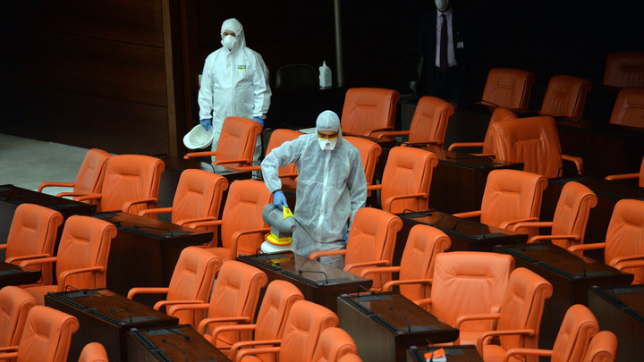 Китайский врач предупредил, каких проблем со здоровьем ждать излечившимся от коронавируса