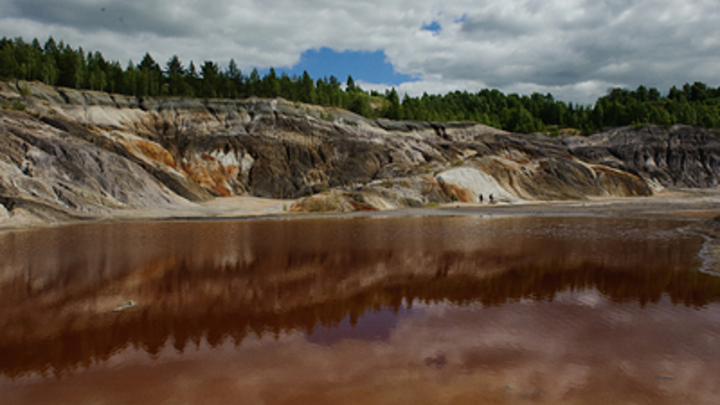 Сибирский Батагайский кратер, прозванный вратами в ад, показали с высоты