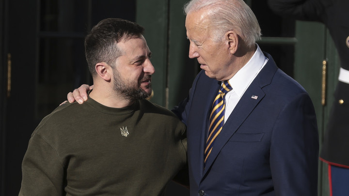 Байден пообешал Зеленскому Patriot. Президент США уверен, что это не приведёт к эскалации конфликта
