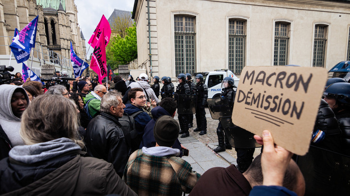 Целились в Россию - попали во Францию. Самый громкий провал спецслужб