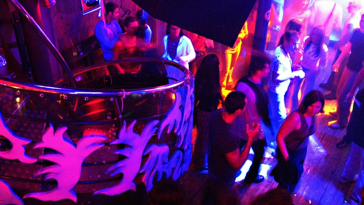 Вечеринка в стиле Игры в кальмара закончилась реальными смертями: видео