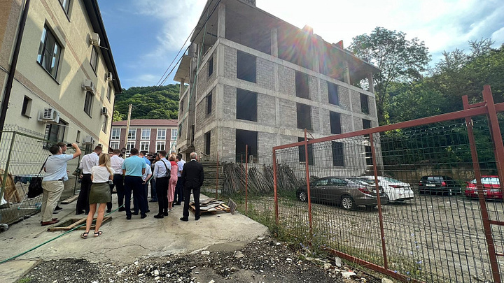 В Туапсинском районе 280 участков проверяют на соблюдение градостроительного законодательства