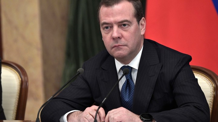 Медведев объяснил, почему не считает украинцев противниками