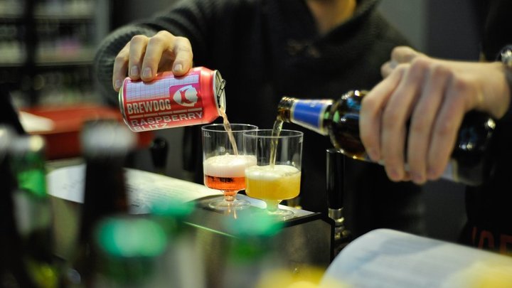 Продолжаем наливать «паленый» алкоголь: в Геленджике 13 заведений продавали контрафакт