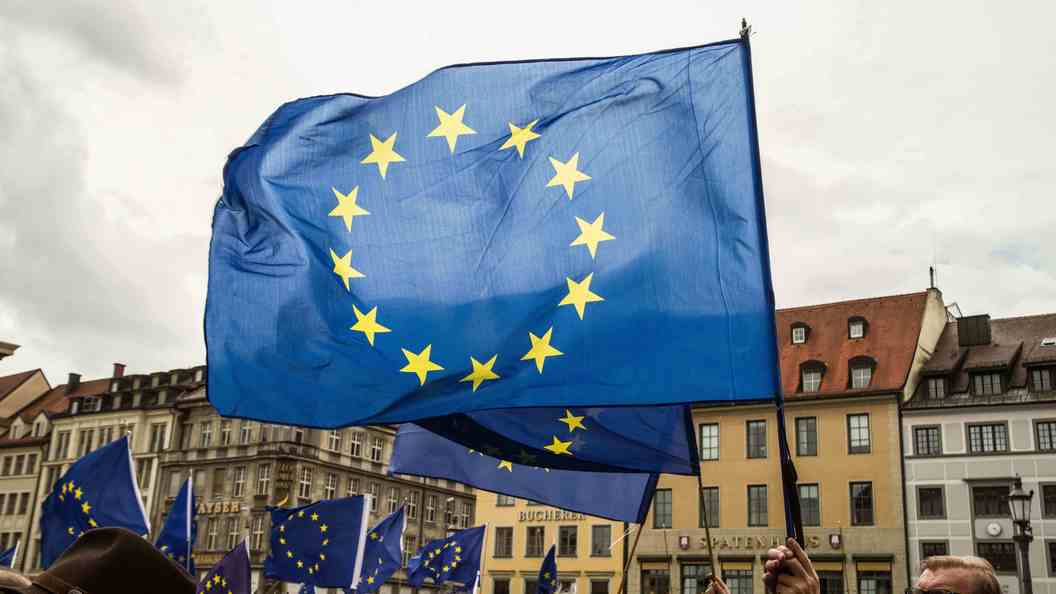 Европейские предприниматели высказались резко против санкций США Европейские предприниматели высказались резко против санкций США