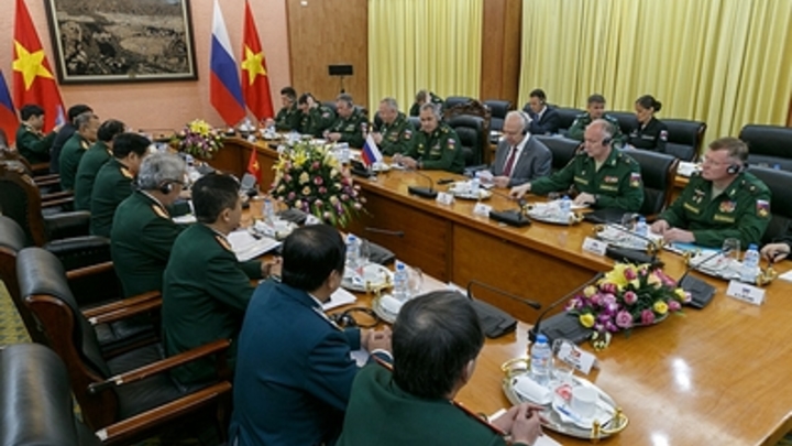 Русские летчики сбили истребитель противника в районе над Славянском