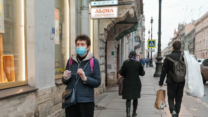 За неделю в Санкт-Петербурге составили 150 протоколов на нарушителей масочного режима