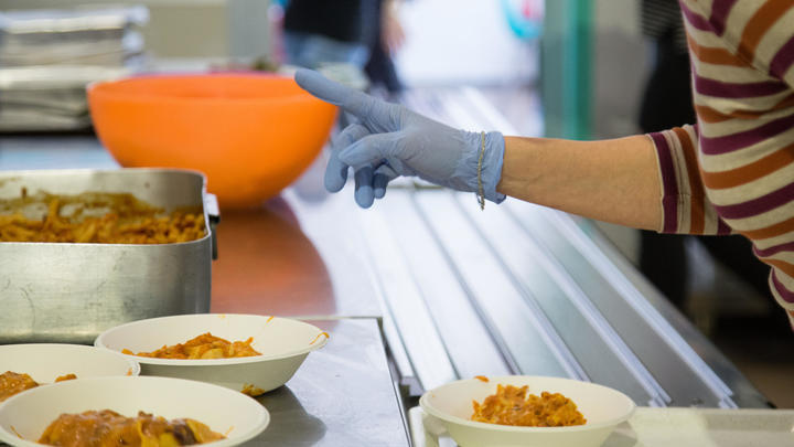 В школах Анапы хотят закрыть пищеблоки