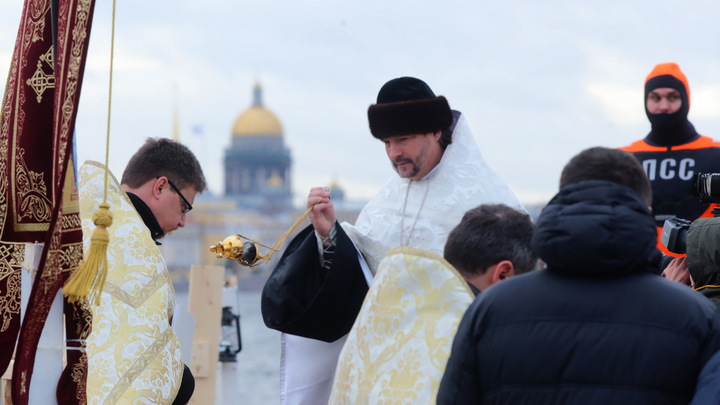 Крещение в Санкт-Петербурге 2021: где окунуться и какая будет погода 19 января