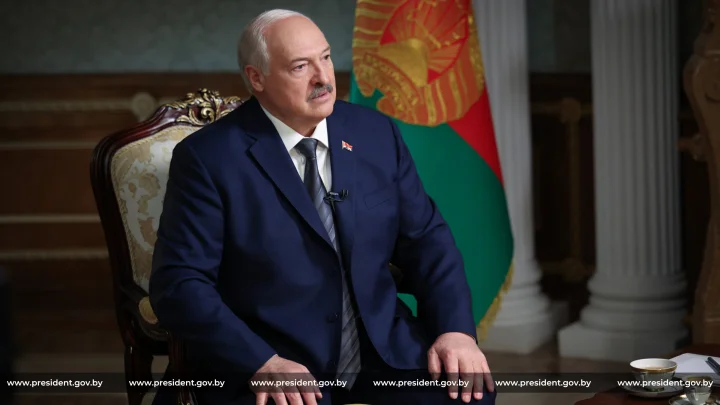 Не буди спящего медведя: Лукашенко объяснил главную ошибку Киева