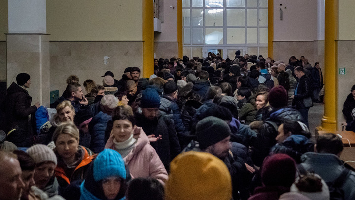 Власти Украины за 3 дня вывезли из Сумской области 4,5 тыс. человек