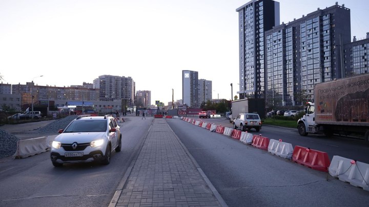 В Челябинске запустили улицу, которая была перекрыта из-за метротрама