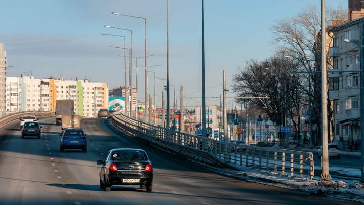 В Запорожской области продлили сроки оформления пропусков на ТС