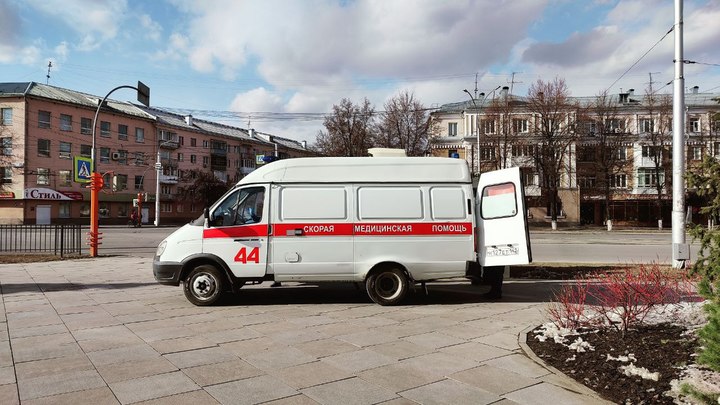 Грузовик сбил 11-летнего ребенка на пешеходном переходе в Кемерове