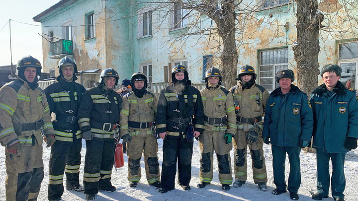 В Чите пожарные спасли шестимесячного малыша