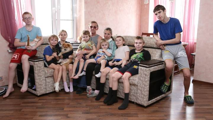 Многодетная семья из Подмосковья получила 16 миллионов от государства