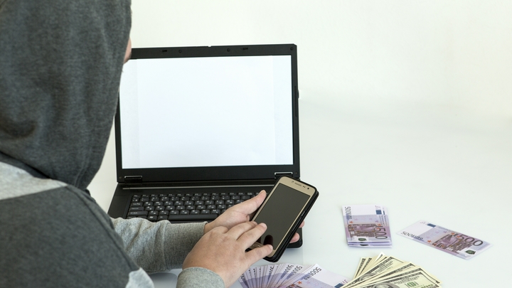 России объявили войну. Хакеры сети Anonymous начали кибератаки на русский интернет