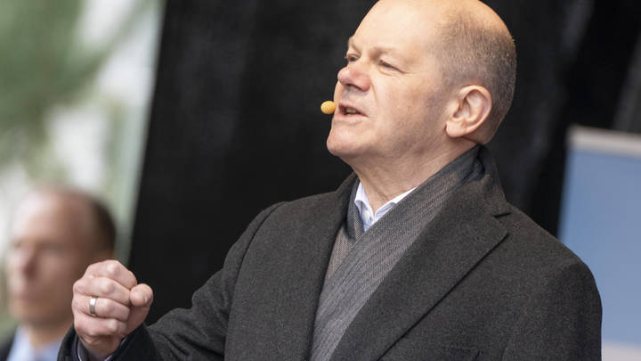 Шольц выступил против мира: Нельзя допустить победы России