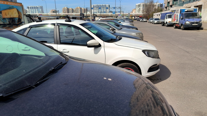 В Новосибирске изменят режим работы платных муниципальных парковок