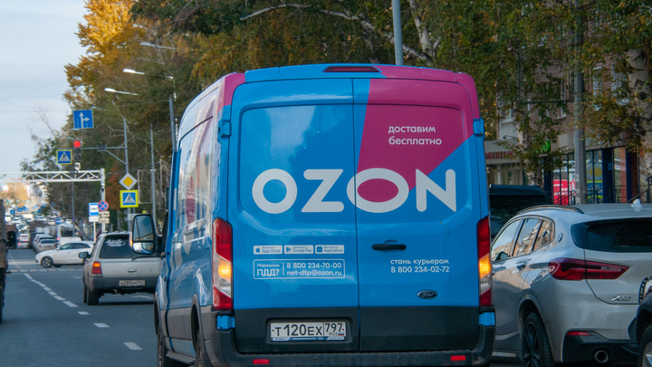 В Новосибирске затопило офис маркетплейса Ozon