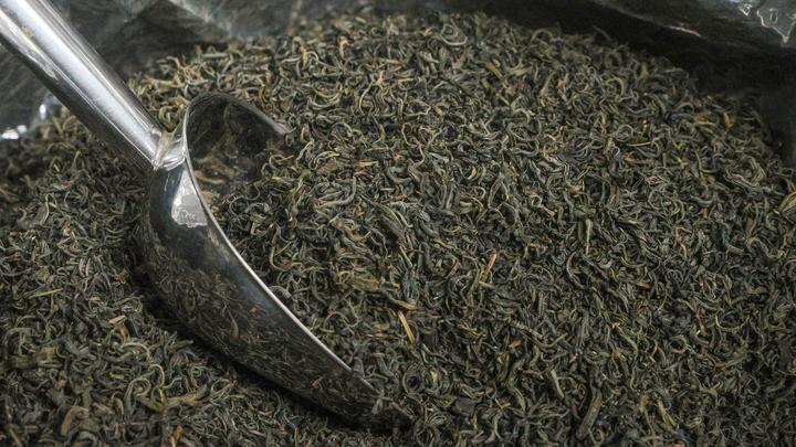 Без ущерба для улыбки. Назван сорт чая, не окрашивающего зубную эмаль