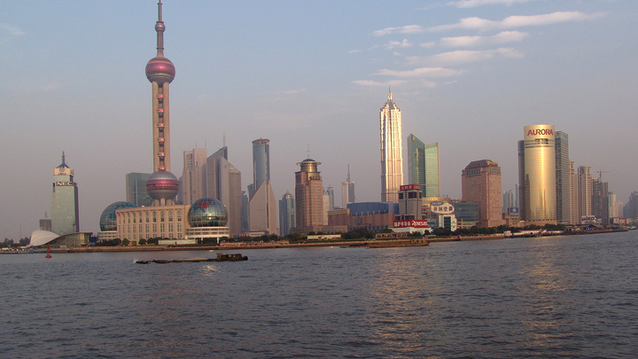 Такого не было два года: Масштабный локдаун введён в Шанхае