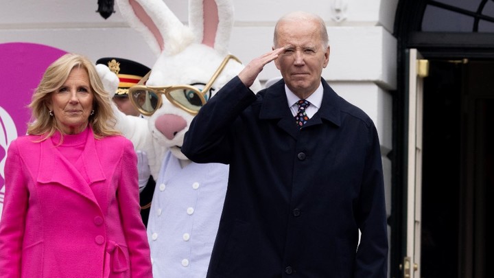 Байден пытается подкупить конгресс: Ради помощи Киеву он готов снять запрет на экспорт СПГ