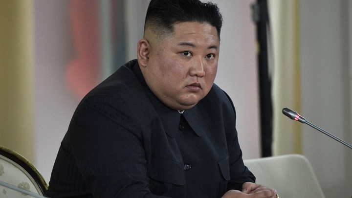 Что подарил Ким Чен Ын Тихоокеанскому флоту и какие подарки получил взамен
