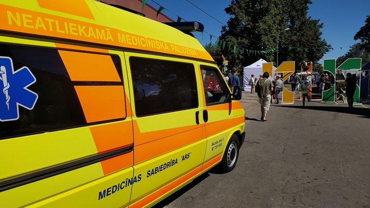 МЧС: Число пострадавших при взрыве в Ереване увеличилось до 20, есть погибший