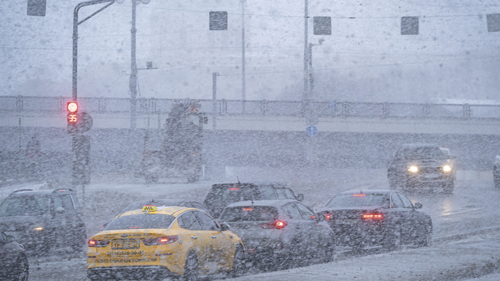 Почему такси такое дорогое? Объяснили в Яндексе