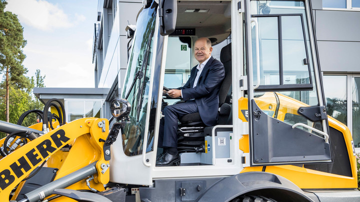 Шольц заверил, что ФРГ будет долго заниматься санкциями против России