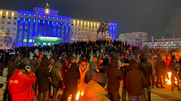 Россия получила удар с юга. Бунт в Казахстане – это аргумент Штатов в разговоре с Путиным