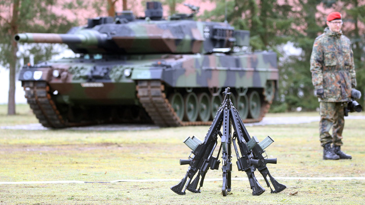 НАТО разоружает Украину: Русские опоздали