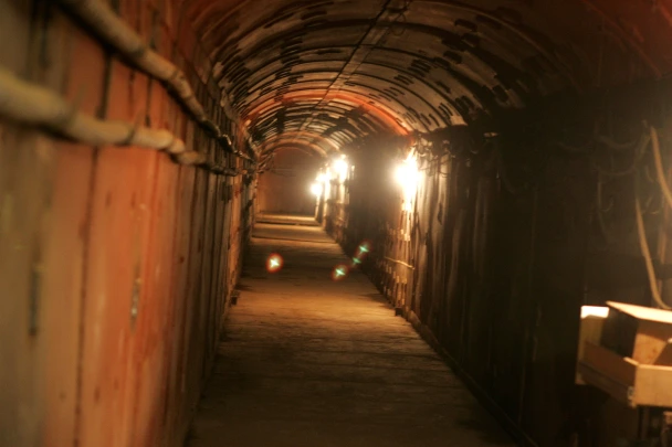 Станции метрополитена и автостоянки: В Германии начали составлять список бункеров