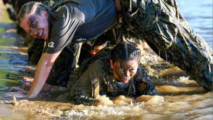 Наркоманы и сидельцы: В армии США сильнейшая нехватка рекрутов