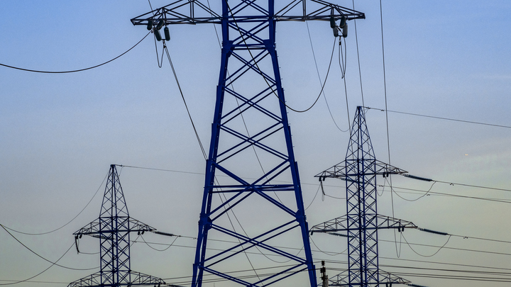 В Динском районе несколько населённых пунктов до вечера остались без света