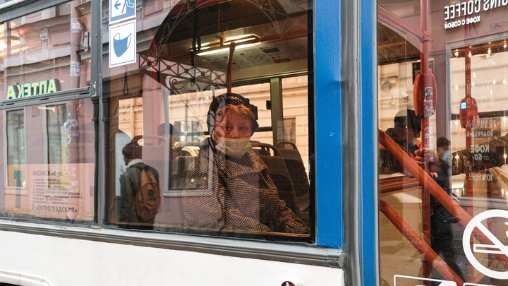 80 % заболевших COVID-19 в Санкт-Петербурге признались, что не носили маски