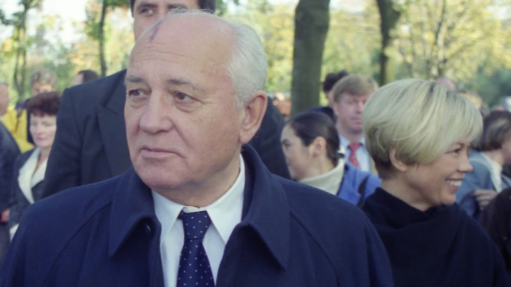 Тайная связь Горбачёва с Рокфеллером. Совпадений много. Но главное - едва заметно