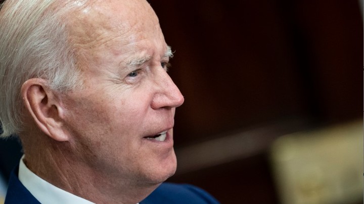 Байден проговорился о войне России с Европой: Страдать должны все