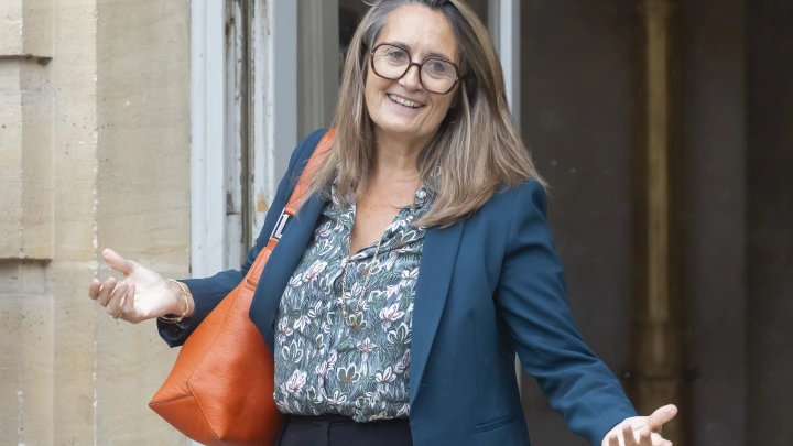 Ничего не знаем: Франция проигнорировала скандал с задержанием российского дипломата в Париже