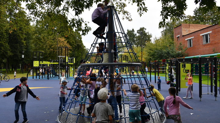 Гендер - ножницы - бумага: Как детям в Москве промывают мозги по западным технологиям