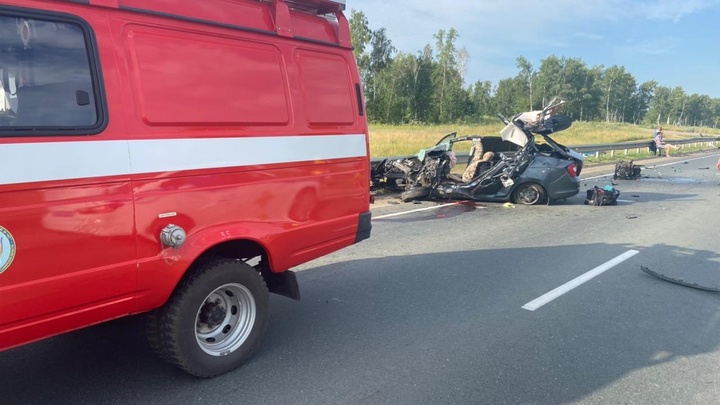 В Самарской области около Суходола 17 июля Шкода врезалась в грузовой Фиат: три человека погибло