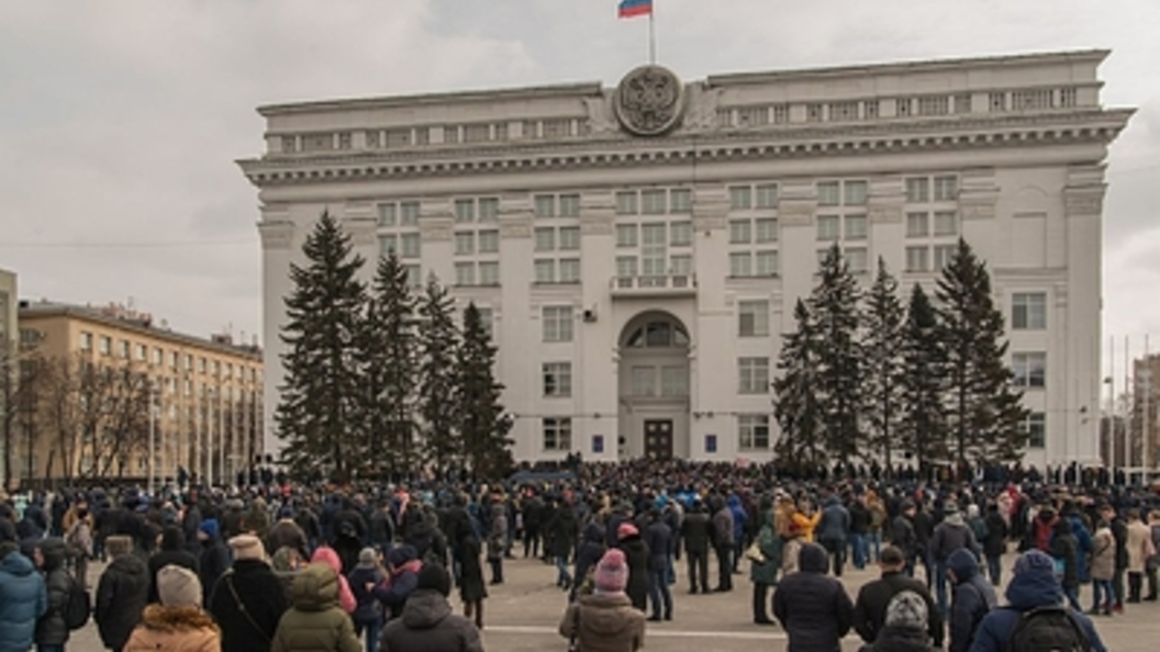 Соло Тулеева: Кемеровские депутаты расчистили место спикера для экс-губернатора Соло Тулеева: Кемеровские депутаты расчистили место спикера для экс-губернатора