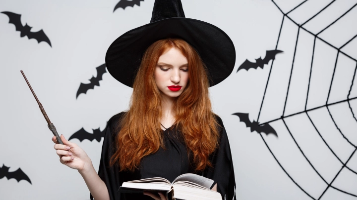 Ведьмы обернутся психологами. Предсказатели пошли на хитрость, чтобы избежать проблем с законом